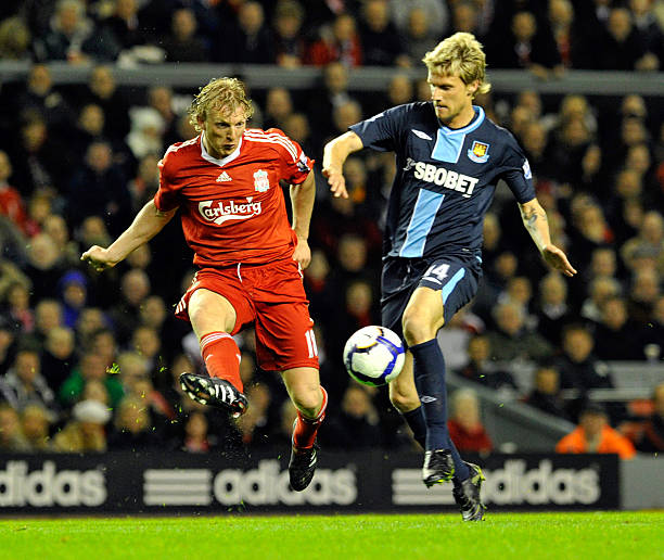 他们为了引 他们为了引